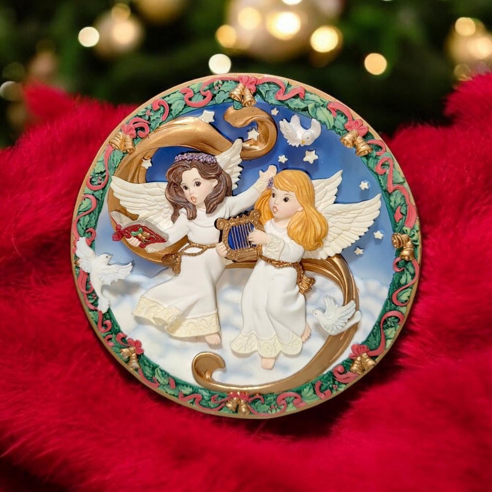 BRADFORD 1997 Decorative 'Heavenly Chorus' Collectors Musical Angel Plate